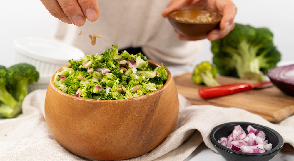 Low-carb Broccoli Slaw, Sweetened with Monk Fruit | Lakanto