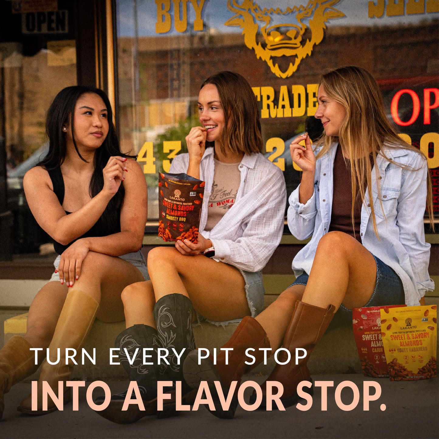 Lakanto Sweet and Savory Almonds Smoky BBQ